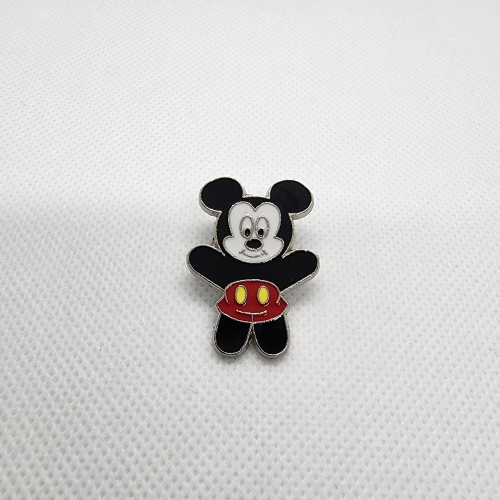 🌺 5/$25 Disney Mickey Mouse‎ Pop Art Trading Pin 2009